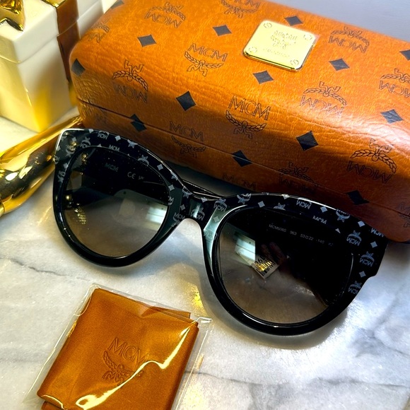 MCM Monogram Cateye Sunglasses 😎 Modern Creation München🕶️ - Picture 9 of 16